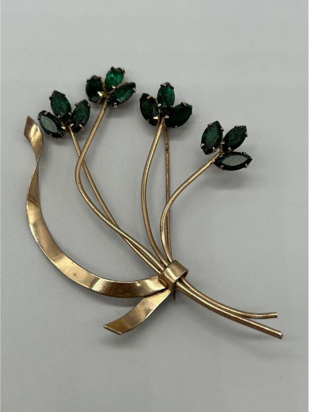 CORO VINTAGE STERLING 925 GOLD PLATED GREEN CRYSTAL FLOWER BOUQUET RIBBON BROOCH